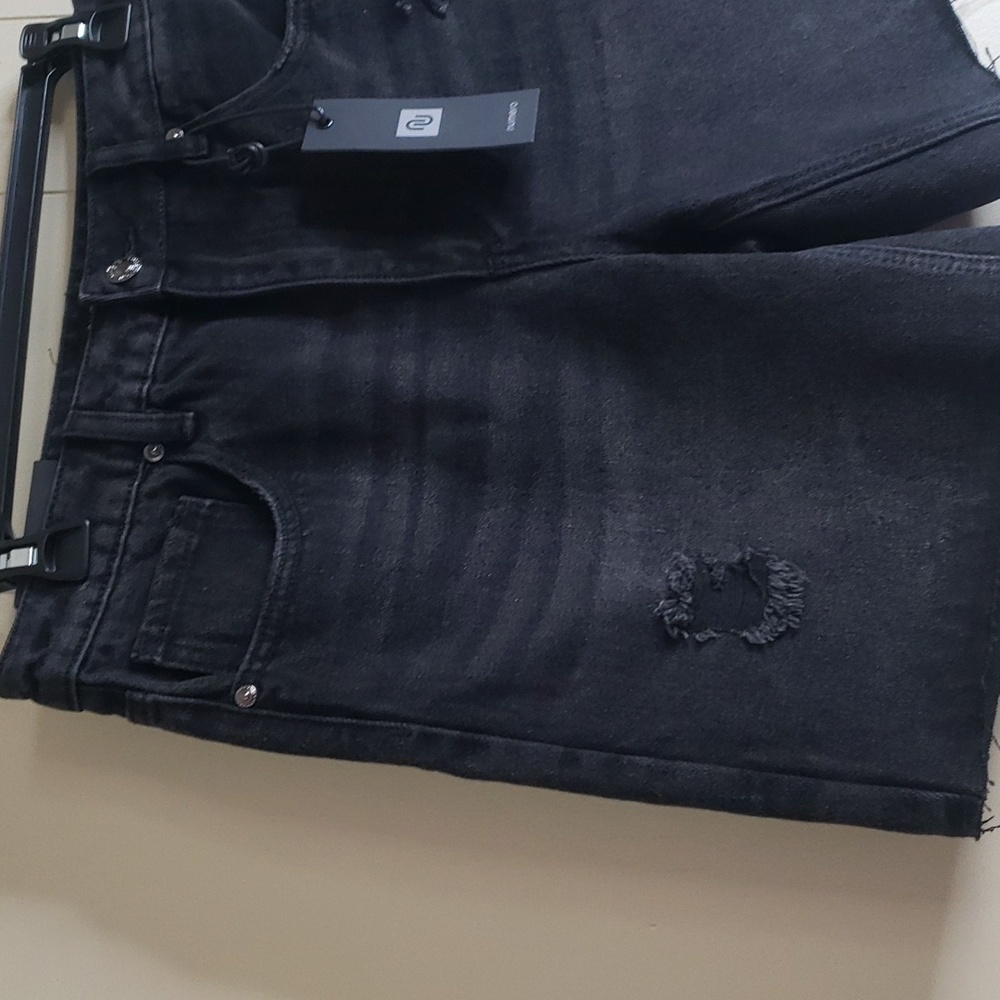Numero Tulum high rise relaxed mid thigh short black 27w - Picture 4 of 6